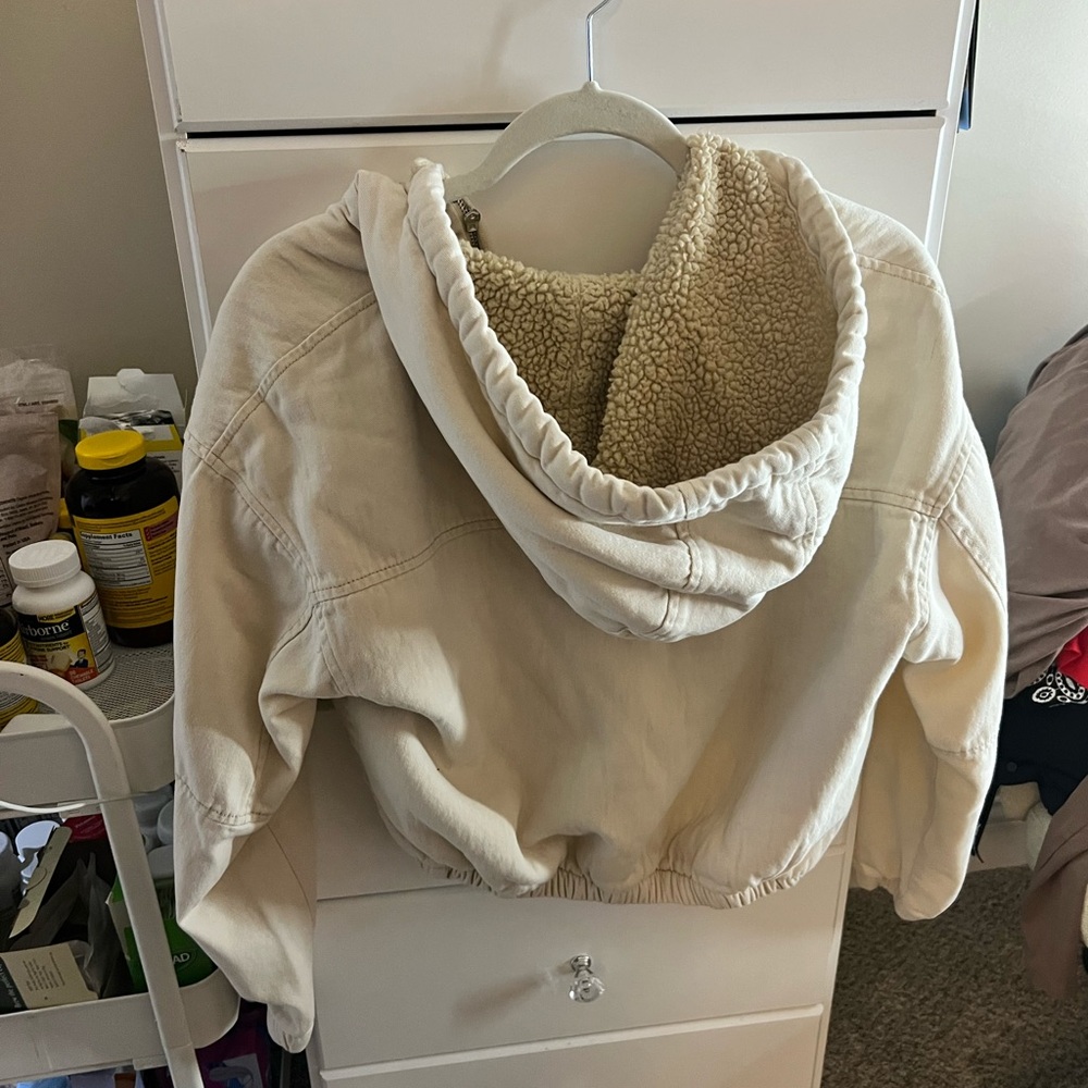 Ashley Cream Hooded Jacket - Picture 2 of 3
